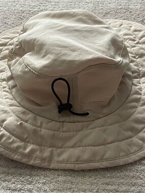 Kids Neutral Sun Bucket Hat with Adjustable Black Drawcord